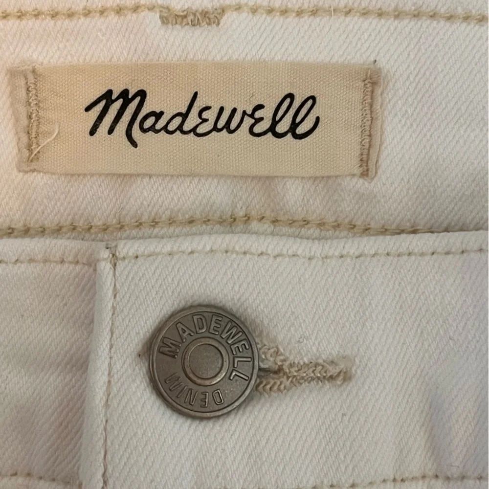 Madewell Classic Straight Jeans in Bone White – Size 32